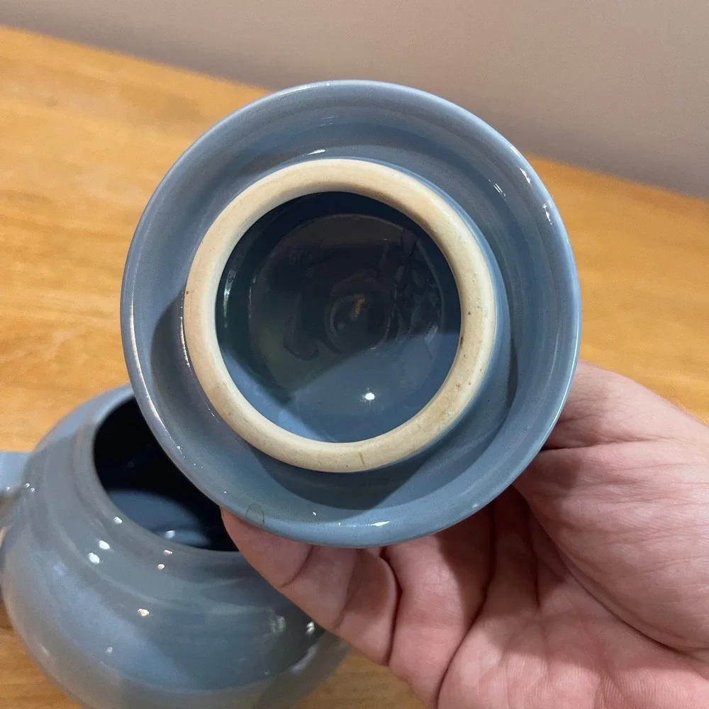 Vtg Fiesta Periwinkle Blue‎ Small Teapot Lid 2 Cup HLC USA Ceramic Pottery